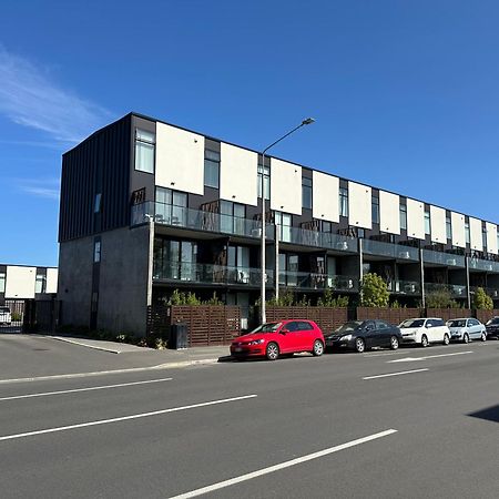 1 Bedroom City Base With Free Car Park Christchurch Exteriör bild