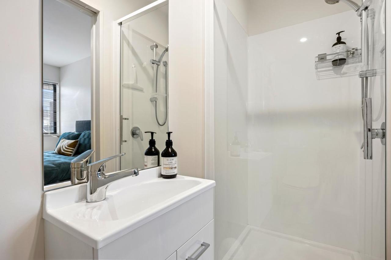 1 Bedroom City Base With Free Car Park Christchurch Exteriör bild